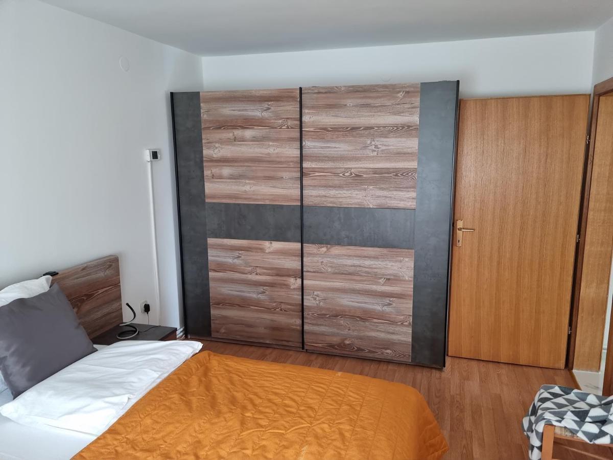 Apartments Zoretic Malinska Extérieur photo