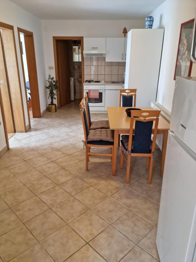 Apartments Zoretic Malinska Extérieur photo