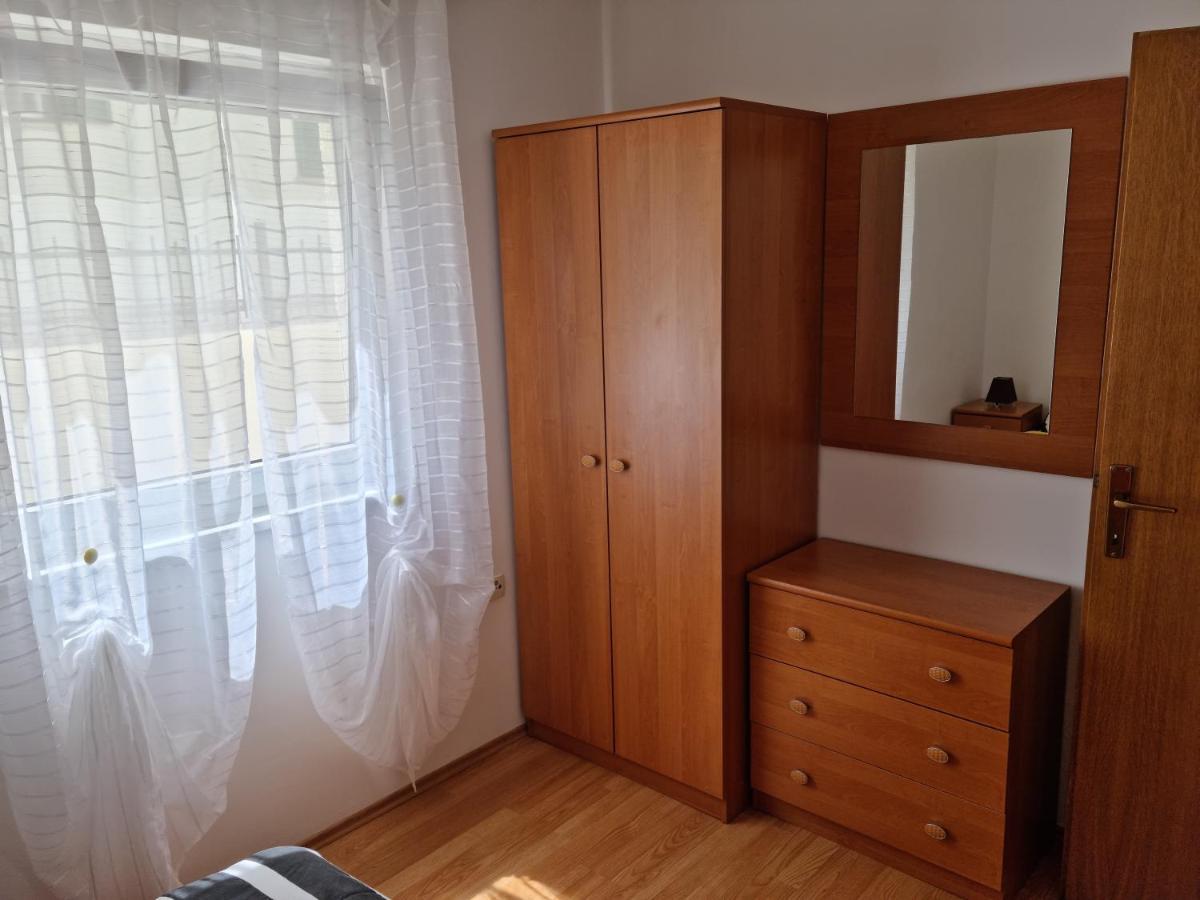 Apartments Zoretic Malinska Extérieur photo